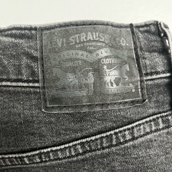 LEVIS jeans - Picture 6 of 7
